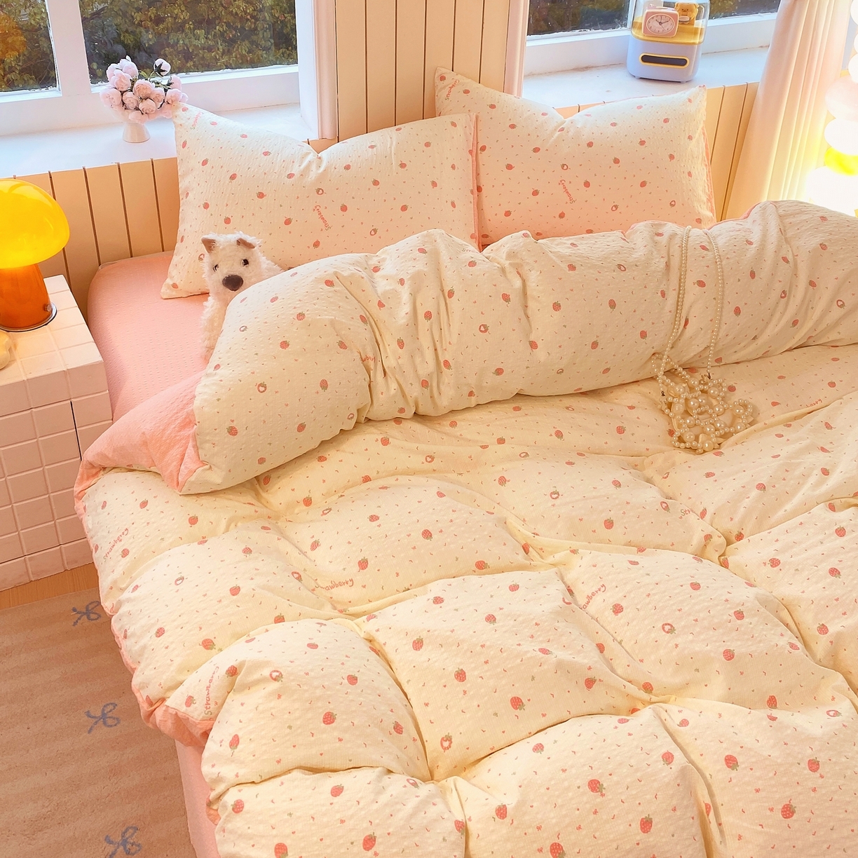 91家纺网 家纺一手货源 找家纺 爱橙家纺（原艾橙家纺） 2026春夏新款A类高品质110克超柔泡芙纱四件套 美莓果