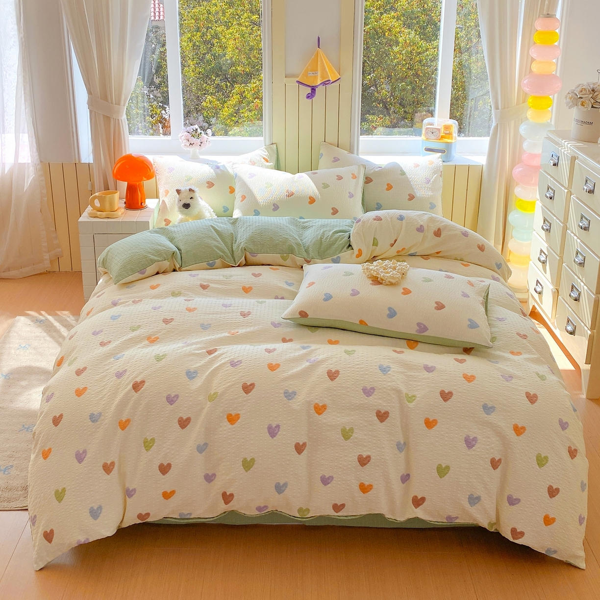 91家纺网 家纺一手货源 找家纺 爱橙家纺（原艾橙家纺） 2026春夏新款A类高品质110克超柔泡芙纱四件套 马卡龙爱心