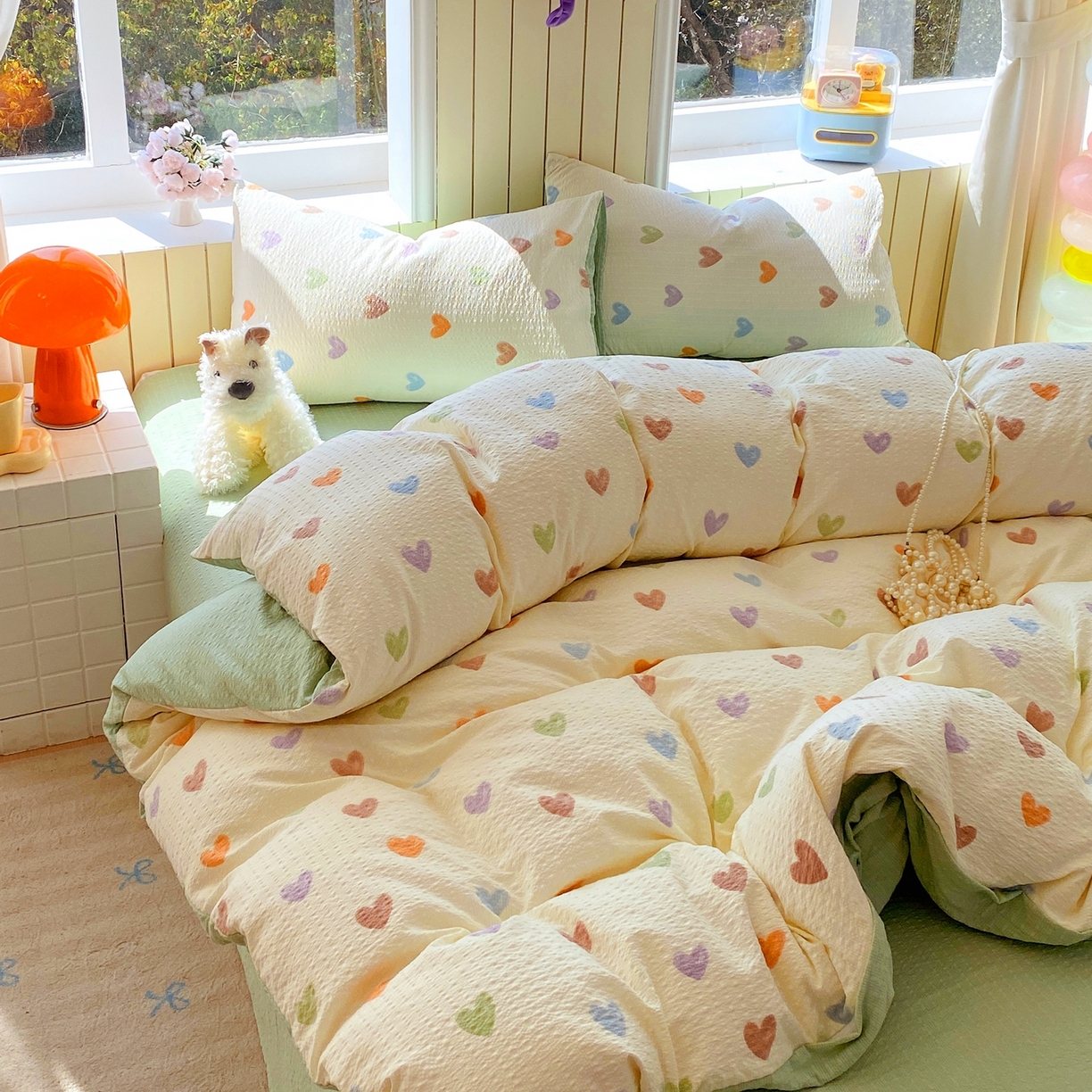 91家纺网 家纺一手货源 找家纺 爱橙家纺（原艾橙家纺） 2026春夏新款A类高品质110克超柔泡芙纱四件套 马卡龙爱心