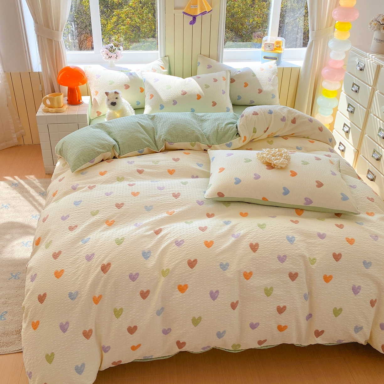 91家纺网 家纺一手货源 找家纺 爱橙家纺（原艾橙家纺） 2026春夏新款A类高品质110克超柔泡芙纱四件套 马卡龙爱心