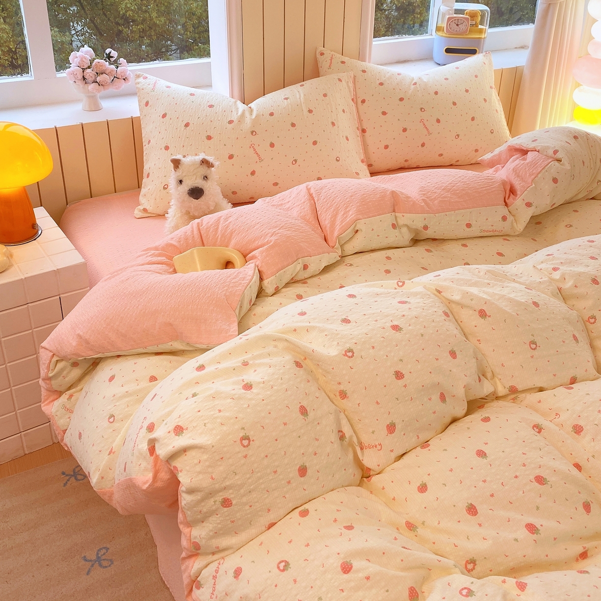 91家纺网 家纺一手货源 找家纺 爱橙家纺（原艾橙家纺） 2026春夏新款A类高品质110克超柔泡芙纱四件套 美莓果