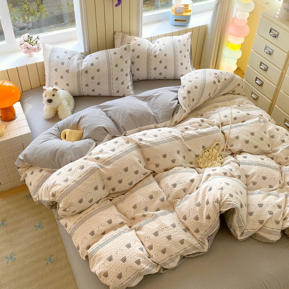 91家纺网 家纺一手货源 找家纺 爱橙家纺（原艾橙家纺） 2026春夏新款A类高品质110克超柔泡芙纱四件套 蝶语