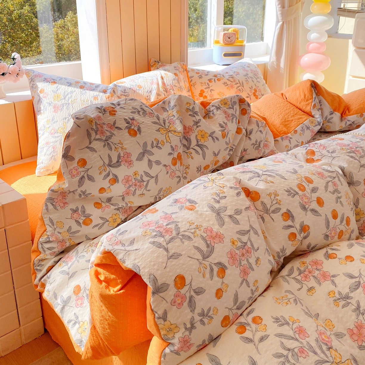 91家纺网 家纺一手货源 找家纺 爱橙家纺（原艾橙家纺） 2026春夏新款A类高品质110克超柔泡芙纱四件套 石榴花开
