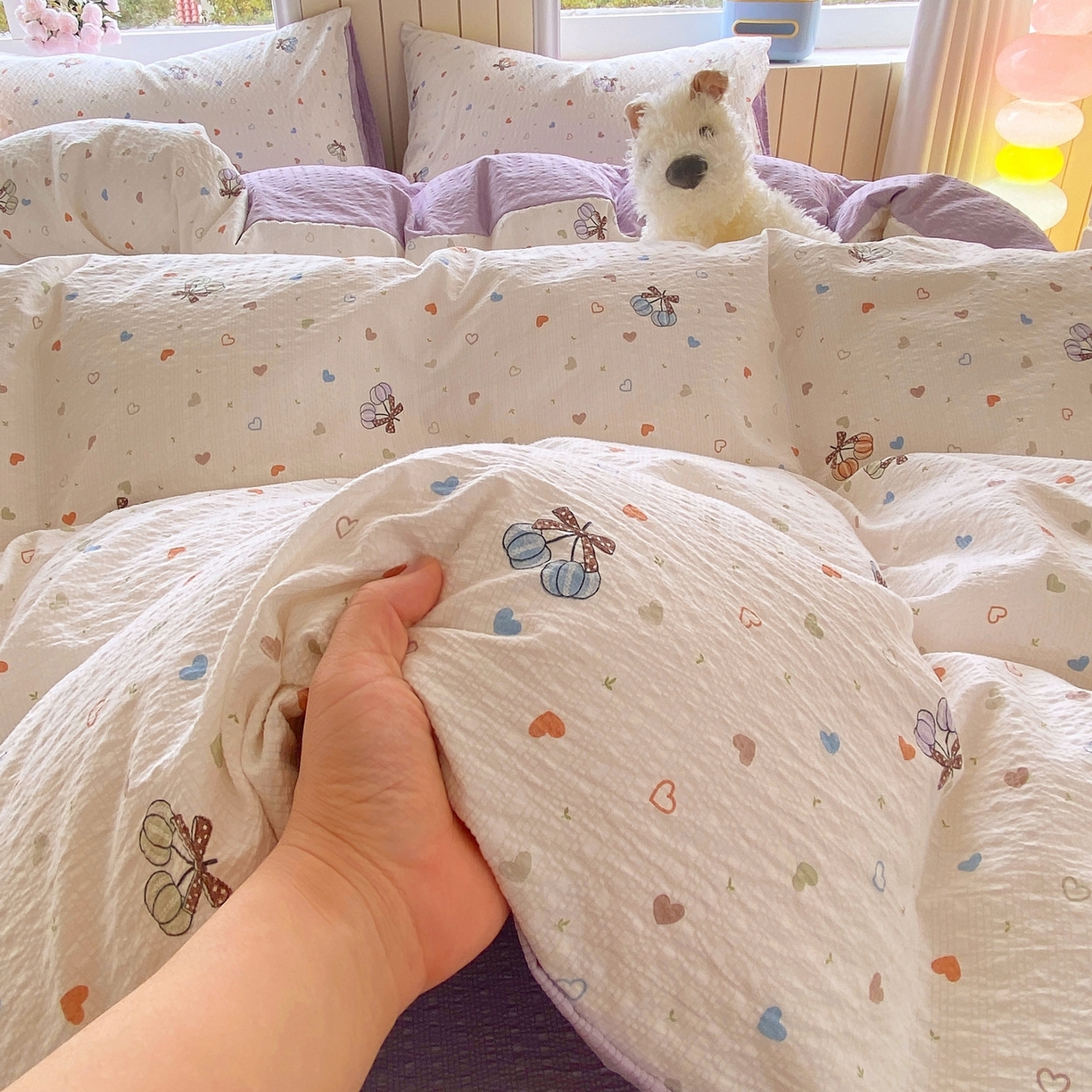 91家纺网 家纺一手货源 找家纺 爱橙家纺（原艾橙家纺） 2026春夏新款A类高品质110克超柔泡芙纱四件套 蝶糖