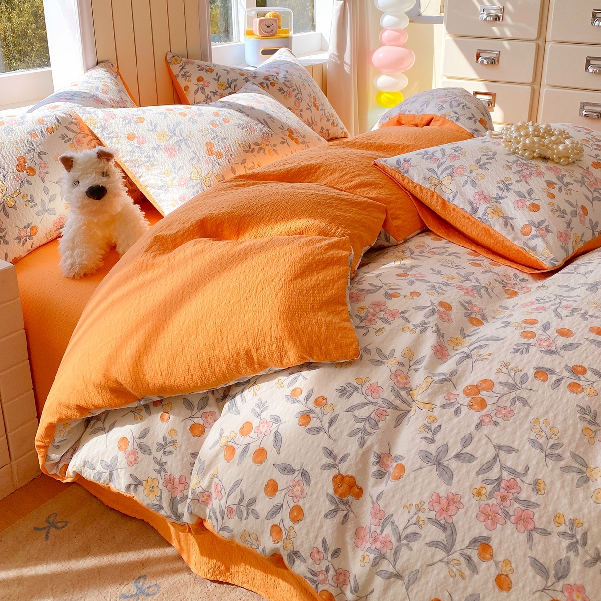 91家纺网 家纺一手货源 找家纺 爱橙家纺（原艾橙家纺） 2026春夏新款A类高品质110克超柔泡芙纱四件套 石榴花开