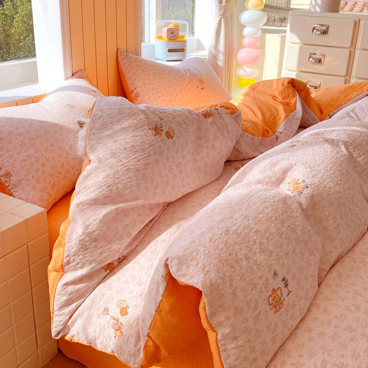 91家纺网 家纺一手货源 找家纺 爱橙家纺（原艾橙家纺） 2026春夏新款A类高品质110克超柔泡芙纱四件套 吉象