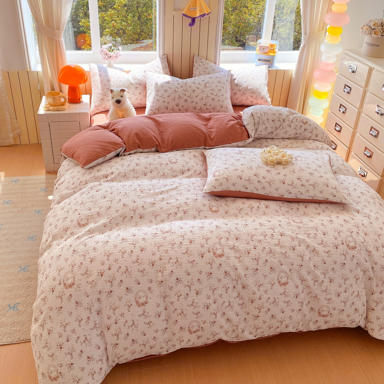 91家纺网 家纺一手货源 找家纺 爱橙家纺（原艾橙家纺） 2026春夏新款A类高品质110克超柔泡芙纱四件套 粟花信笺