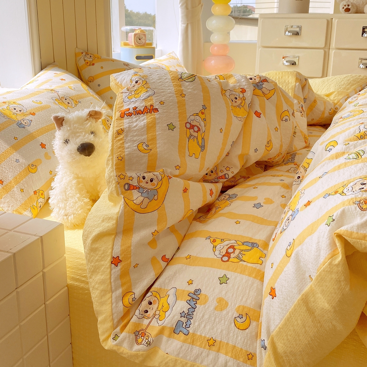 91家纺网 家纺一手货源 找家纺 爱橙家纺（原艾橙家纺） 2026春夏新款A类高品质110克超柔泡芙纱四件套 星星崽