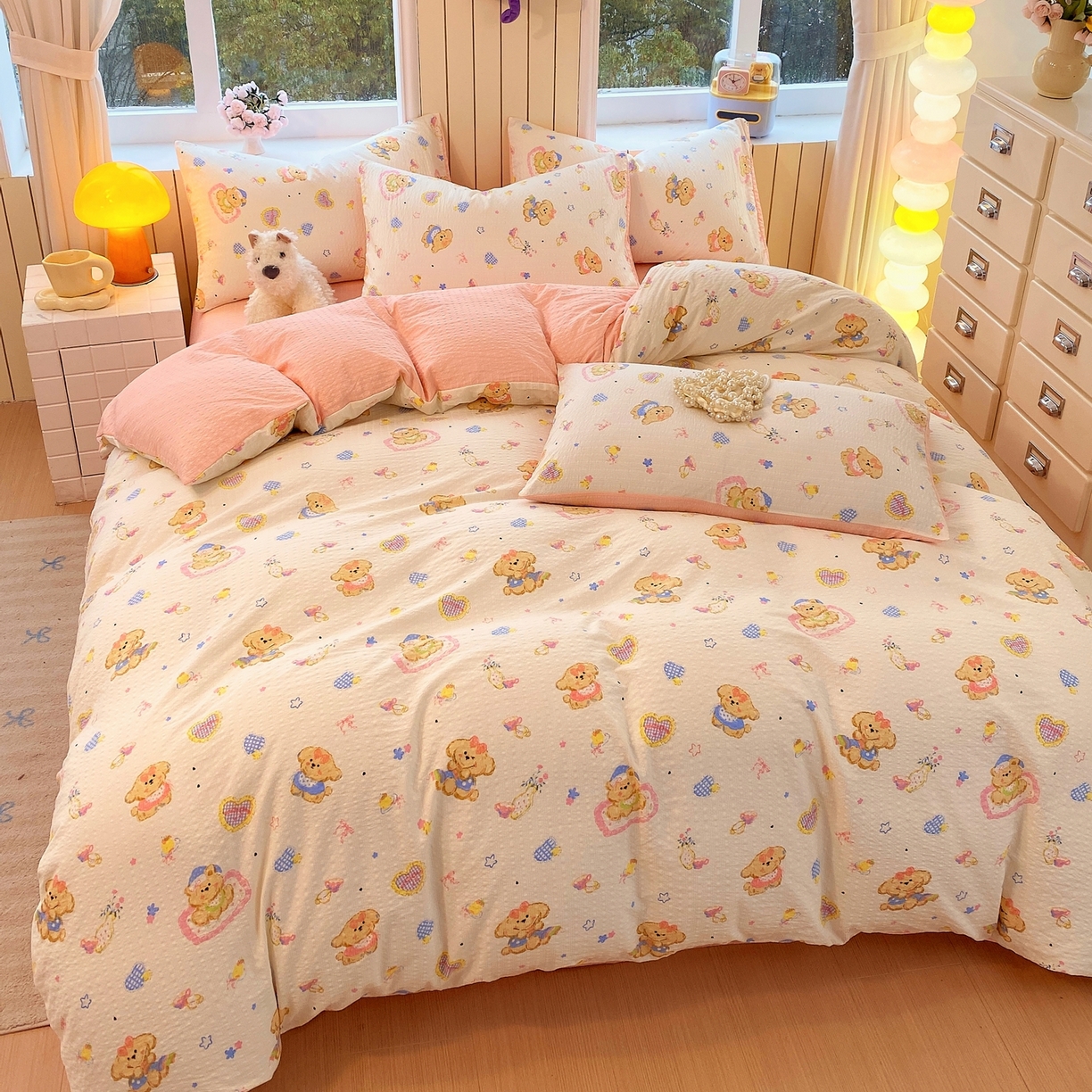 91家纺网 家纺一手货源 找家纺 爱橙家纺（原艾橙家纺） 2026春夏新款A类高品质110克超柔泡芙纱四件套 萝莉小狗