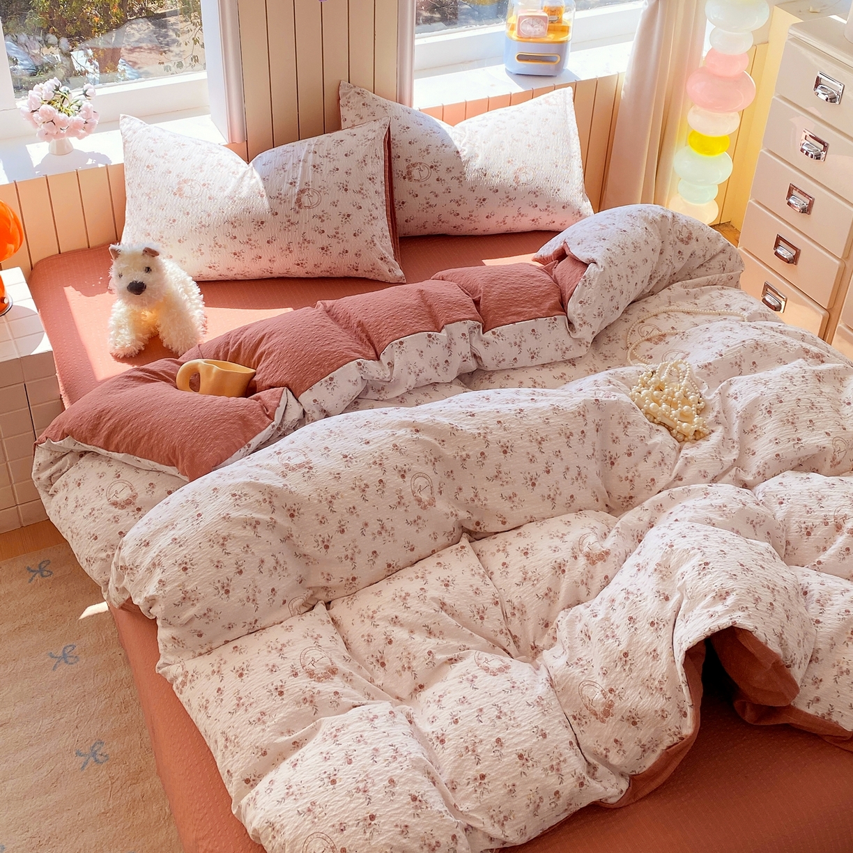 91家纺网 家纺一手货源 找家纺 爱橙家纺（原艾橙家纺） 2026春夏新款A类高品质110克超柔泡芙纱四件套 粟花信笺