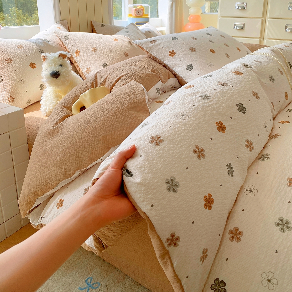 91家纺网 家纺一手货源 找家纺 爱橙家纺（原艾橙家纺） 2026春夏新款A类高品质110克超柔泡芙纱四件套 四叶草