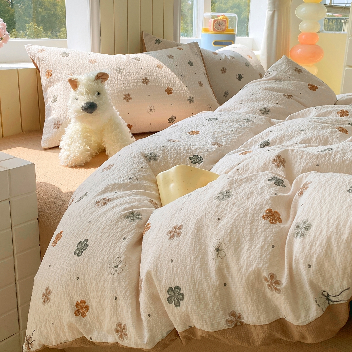 91家纺网 家纺一手货源 找家纺 爱橙家纺（原艾橙家纺） 2026春夏新款A类高品质110克超柔泡芙纱四件套 四叶草