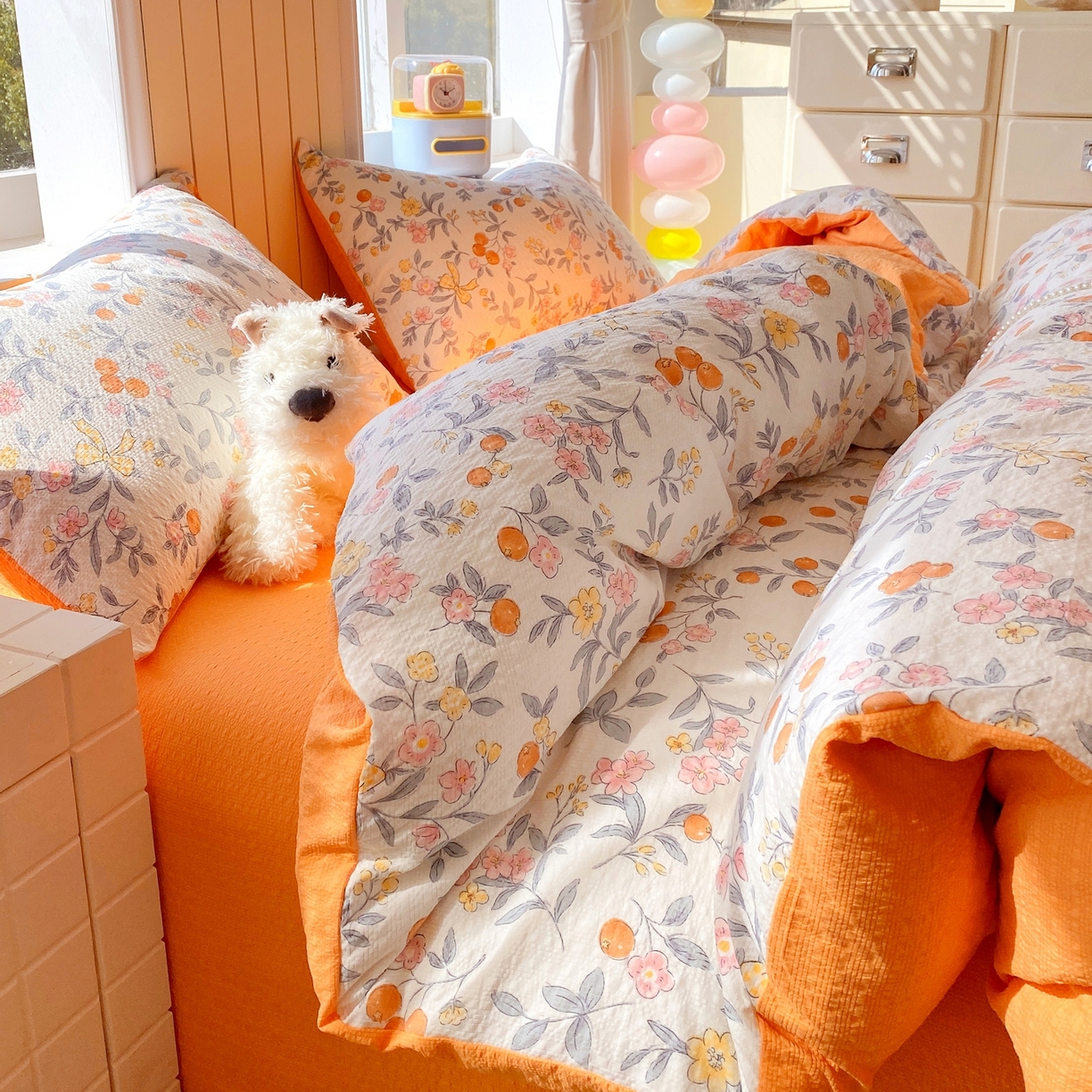 91家纺网 家纺一手货源 找家纺 爱橙家纺（原艾橙家纺） 2026春夏新款A类高品质110克超柔泡芙纱四件套 石榴花开