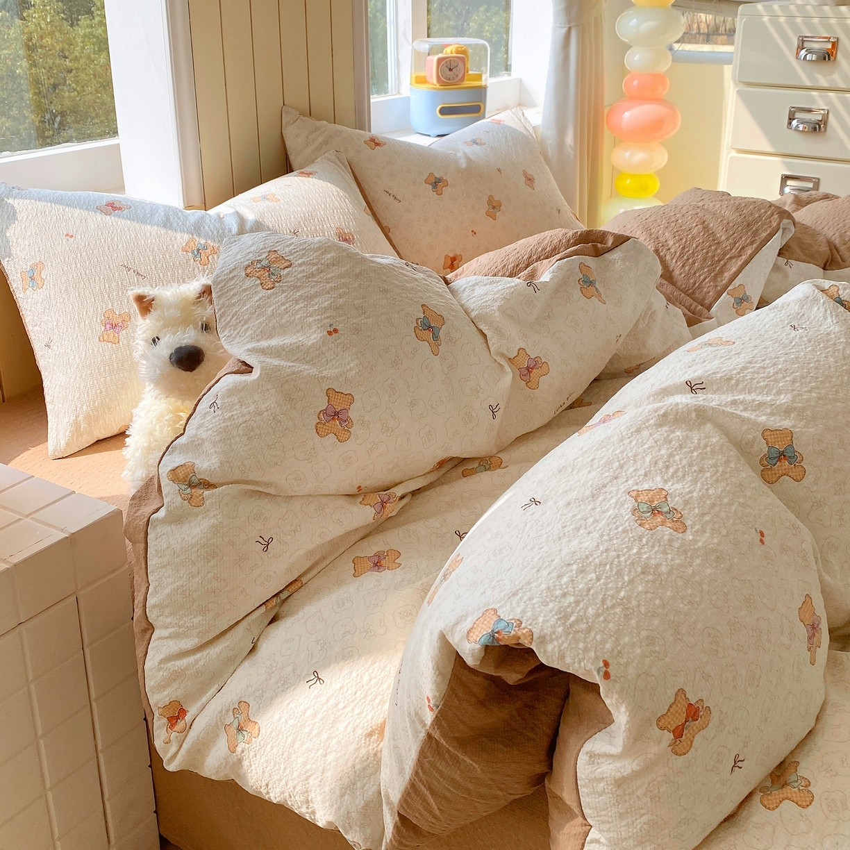 91家纺网 家纺一手货源 找家纺 爱橙家纺（原艾橙家纺） 2026春夏新款A类高品质110克超柔泡芙纱四件套 云朵熊