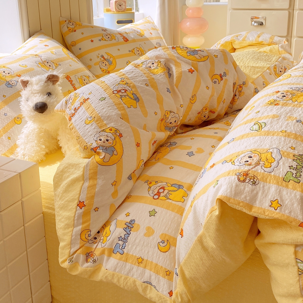 91家纺网 家纺一手货源 找家纺 爱橙家纺（原艾橙家纺） 2026春夏新款A类高品质110克超柔泡芙纱四件套 星星崽