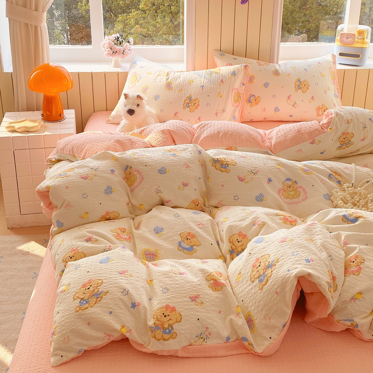 91家纺网 家纺一手货源 找家纺 爱橙家纺（原艾橙家纺） 2026春夏新款A类高品质110克超柔泡芙纱四件套 萝莉小狗