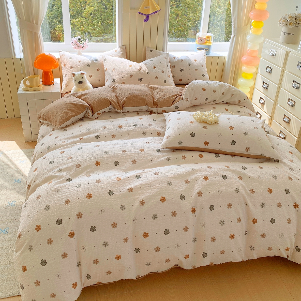 91家纺网 家纺一手货源 找家纺 爱橙家纺（原艾橙家纺） 2026春夏新款A类高品质110克超柔泡芙纱四件套 四叶草