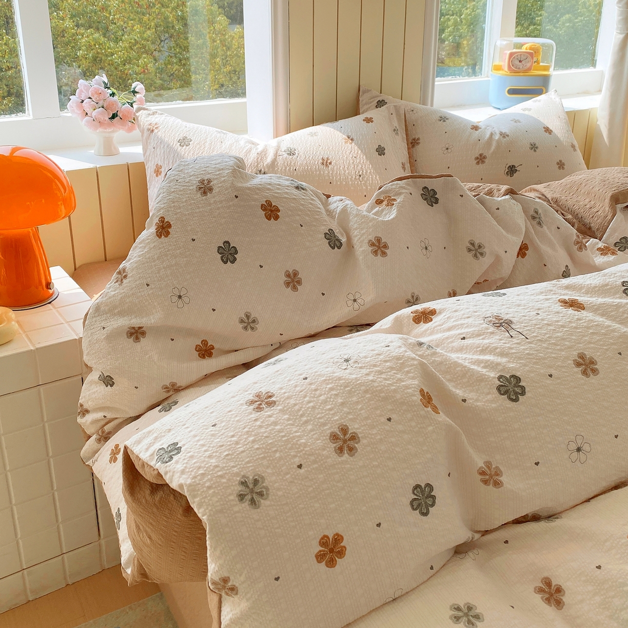 91家纺网 家纺一手货源 找家纺 爱橙家纺（原艾橙家纺） 2026春夏新款A类高品质110克超柔泡芙纱四件套 四叶草