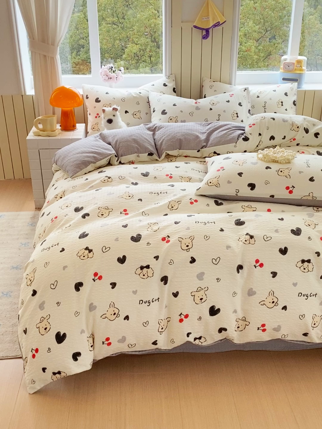 91家纺网 家纺一手货源 找家纺 爱橙家纺（原艾橙家纺） 2026春夏新款A类高品质110克超柔泡芙纱四件套 线条小狗