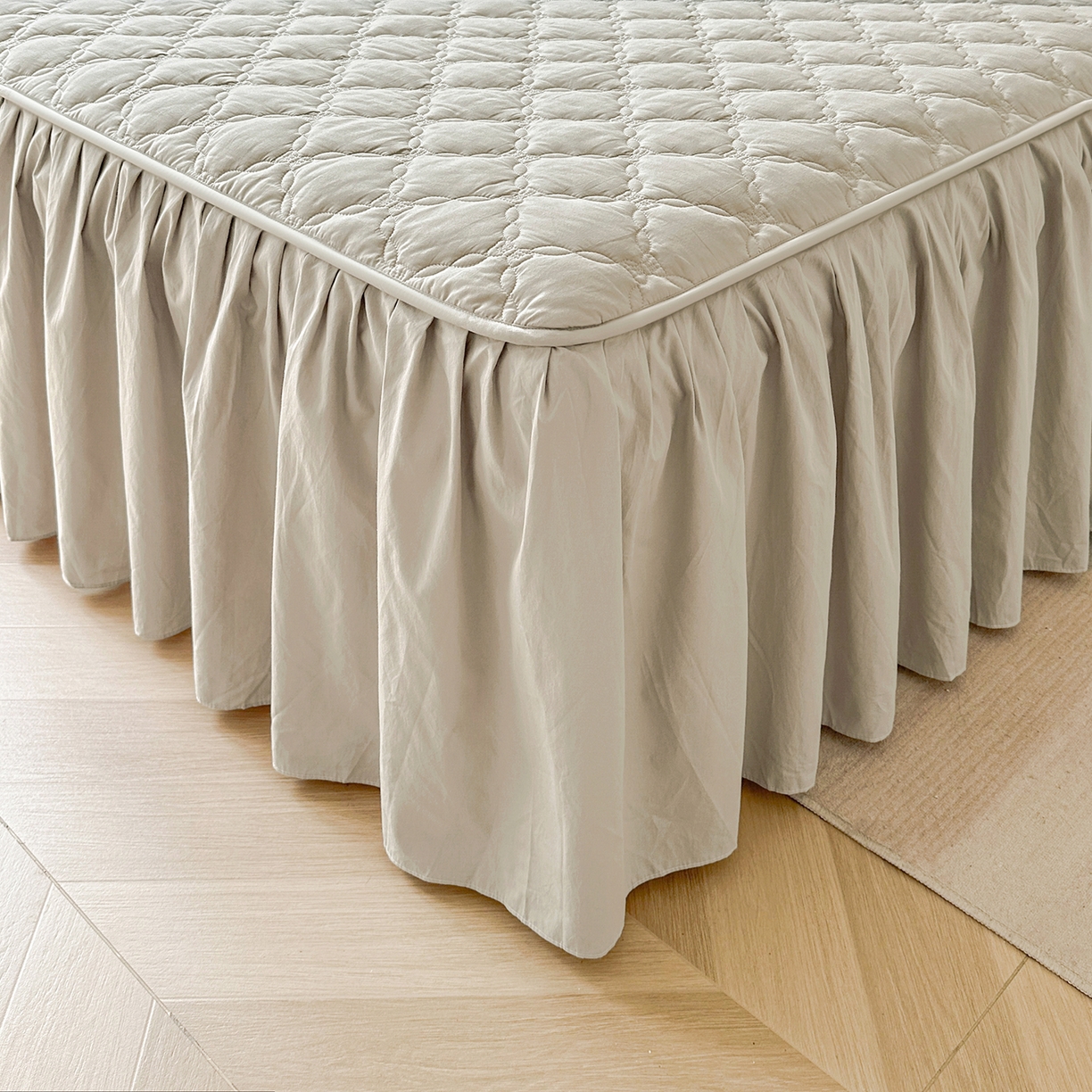 91家纺网 家纺一手货源 找家纺 （总）佳笠家居 2026春夏新款A类韩版全棉水洗棉新疆棉花少女风床裙单件床裙单品单床裙-床拍图