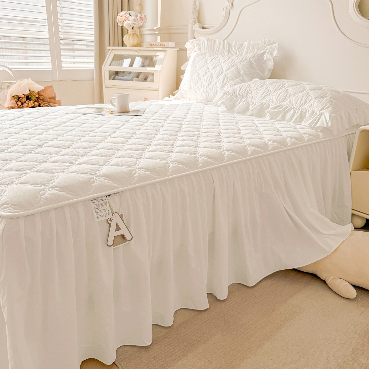 91家纺网 家纺一手货源 找家纺 佳笠家居 2026春夏新款A类韩版全棉水洗棉新疆棉花少女风床裙单件床裙单品单床裙-床拍图 床裙款-贵族白