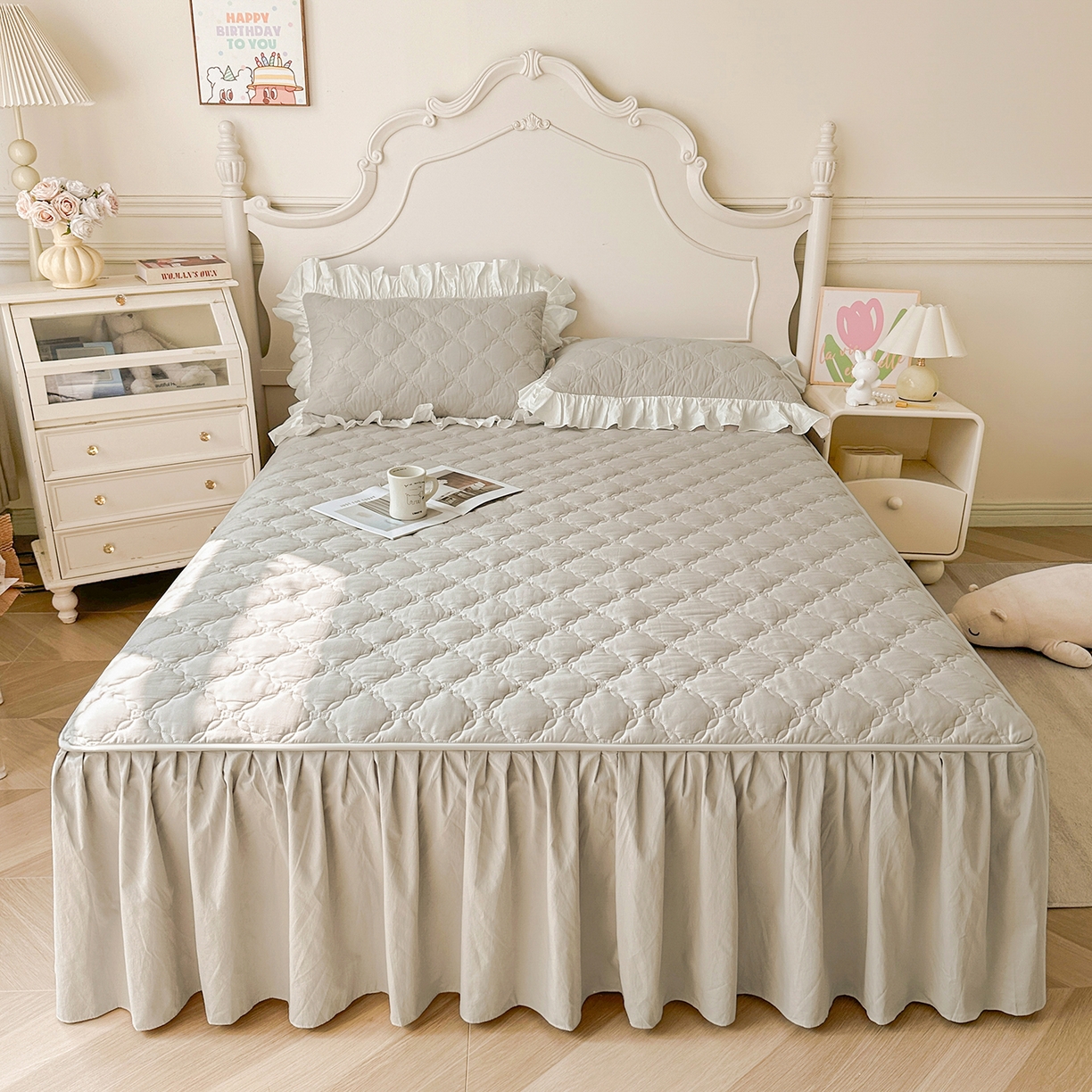 91家纺网 家纺一手货源 找家纺 佳笠家居 2026春夏新款A类韩版全棉水洗棉新疆棉花少女风床裙单件床裙单品单床裙-床拍图 床裙款-枫舞灰