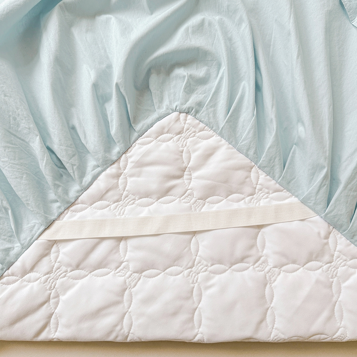 91家纺网 家纺一手货源 找家纺 佳笠家居 2026春夏新款A类韩版全棉水洗棉新疆棉花少女风床裙单件床裙单品单床裙-床拍图 床裙款-晴空蓝