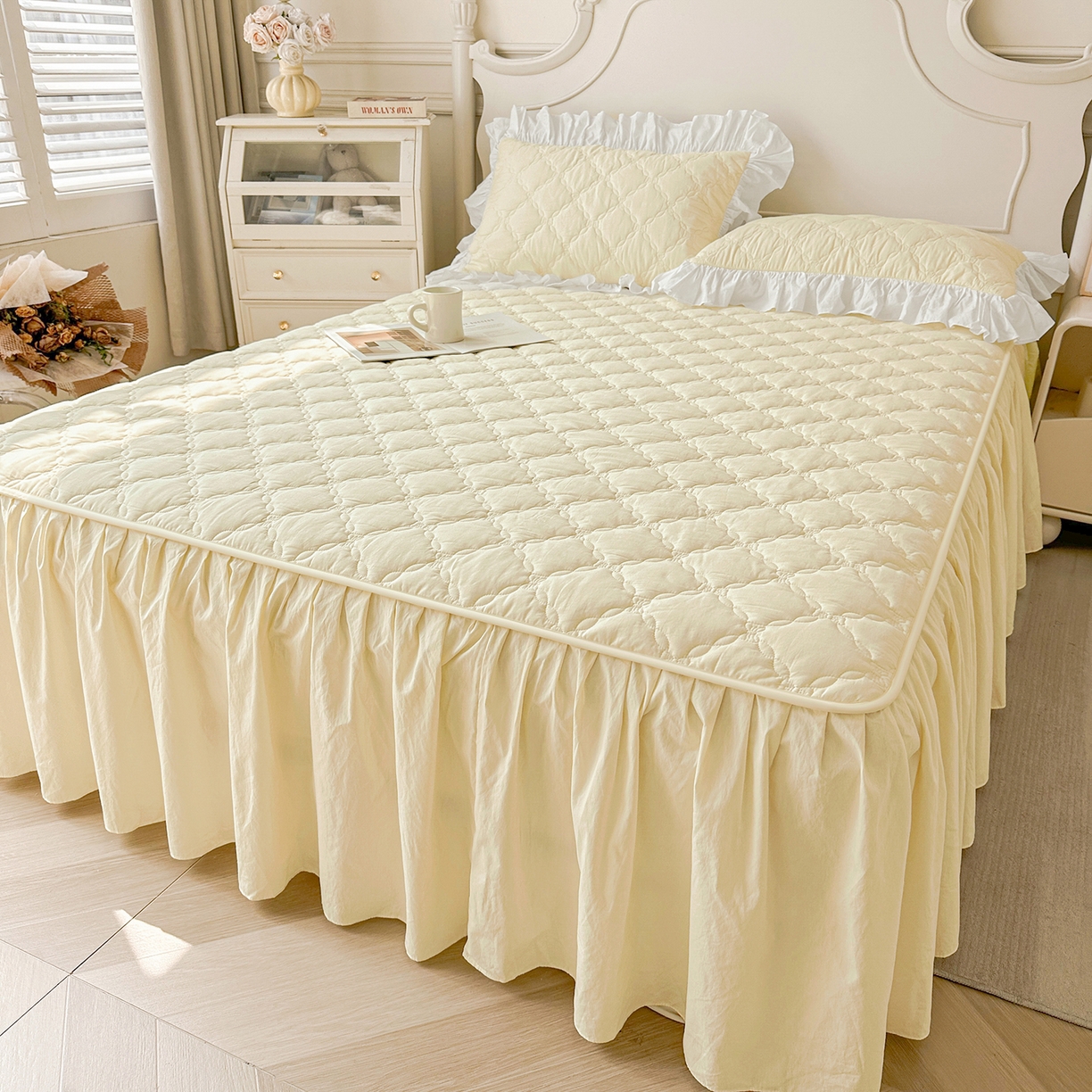 91家纺网 家纺一手货源 找家纺 佳笠家居 2026春夏新款A类韩版全棉水洗棉新疆棉花少女风床裙单件床裙单品单床裙-床拍图 床裙款-象牙黄