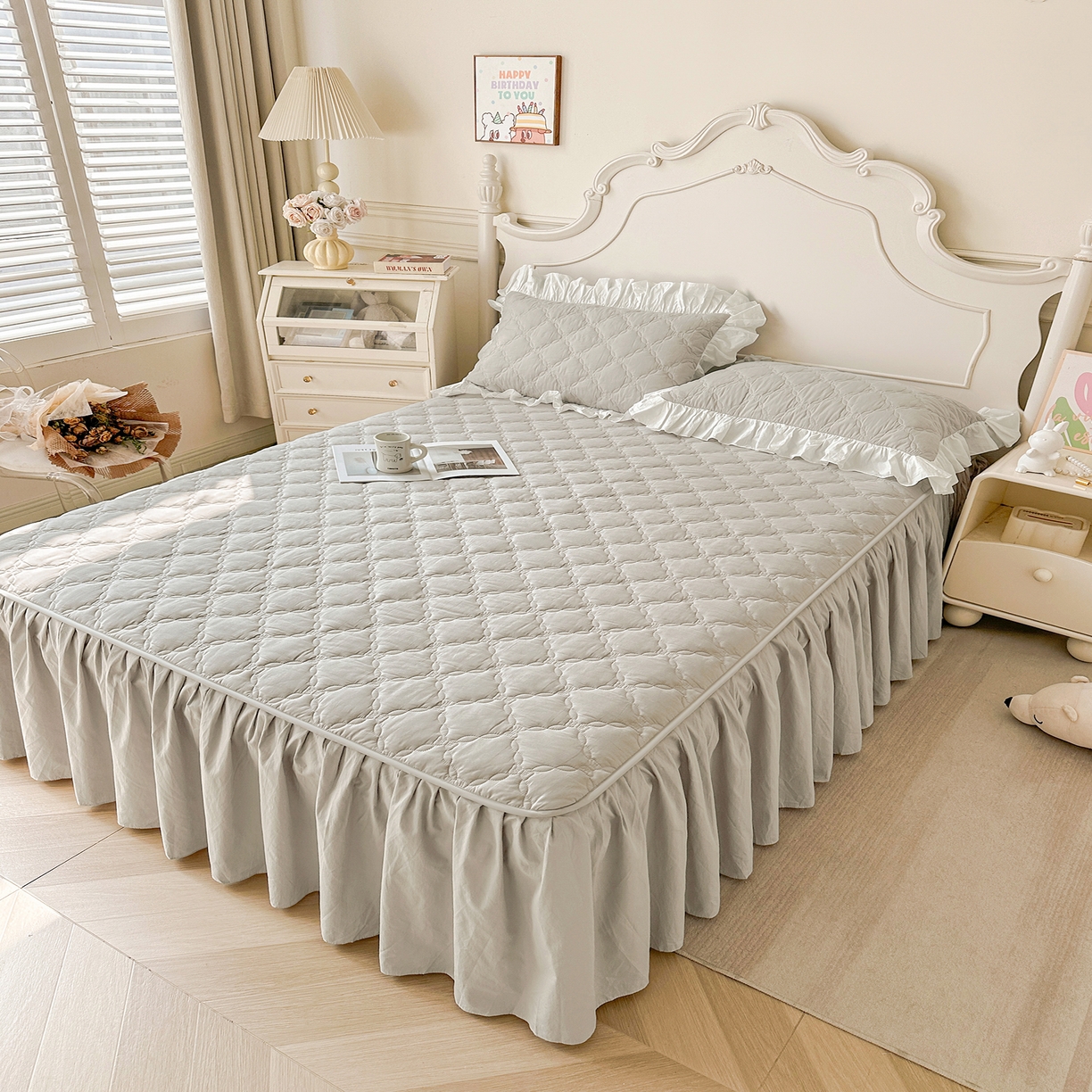 91家纺网 家纺一手货源 找家纺 佳笠家居 2026春夏新款A类韩版全棉水洗棉新疆棉花少女风床裙单件床裙单品单床裙-床拍图 床裙款-枫舞灰