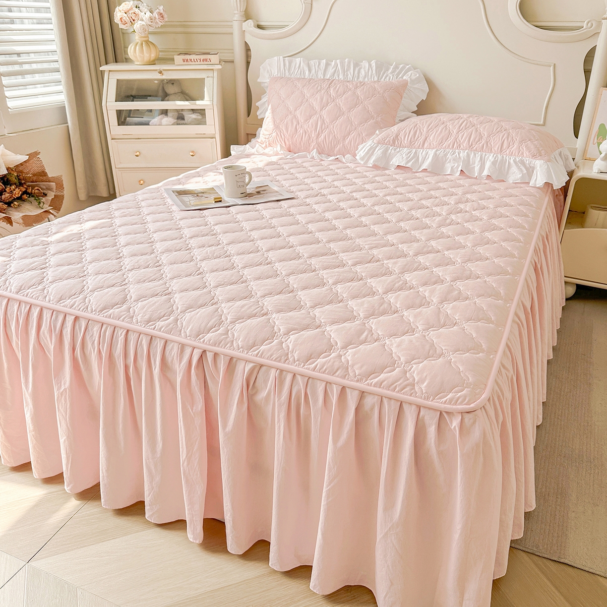 91家纺网 家纺一手货源 找家纺 佳笠家居 2026春夏新款A类韩版全棉水洗棉新疆棉花少女风床裙单件床裙单品单床裙-床拍图 床裙款-芝夏粉