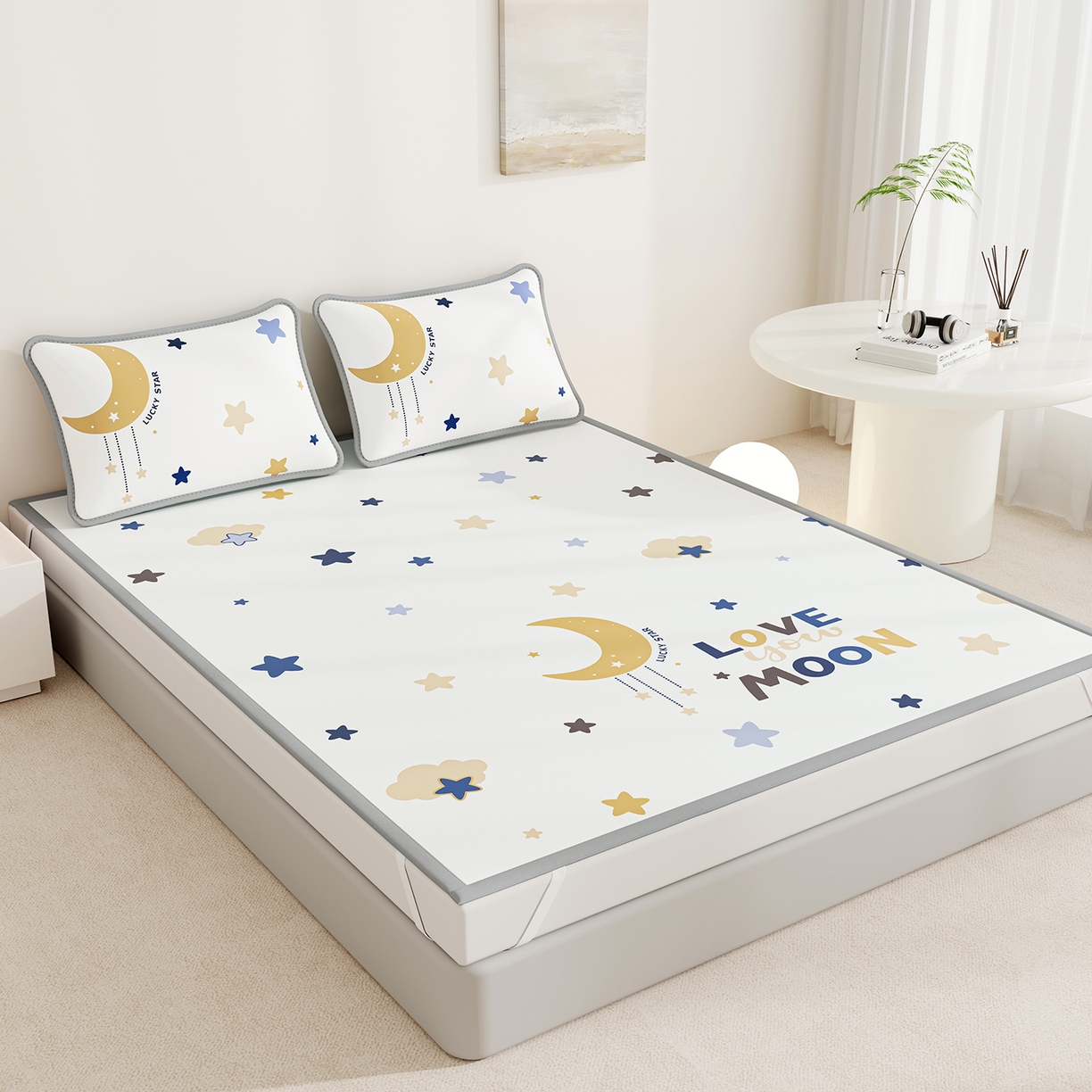 91家纺网 家纺一手货源 找家纺 家品罗兰 2026A类数码印花大版卡通冰丝凉席双人席可机洗学生宿舍空调软席三件套三明治网底 满天星辰