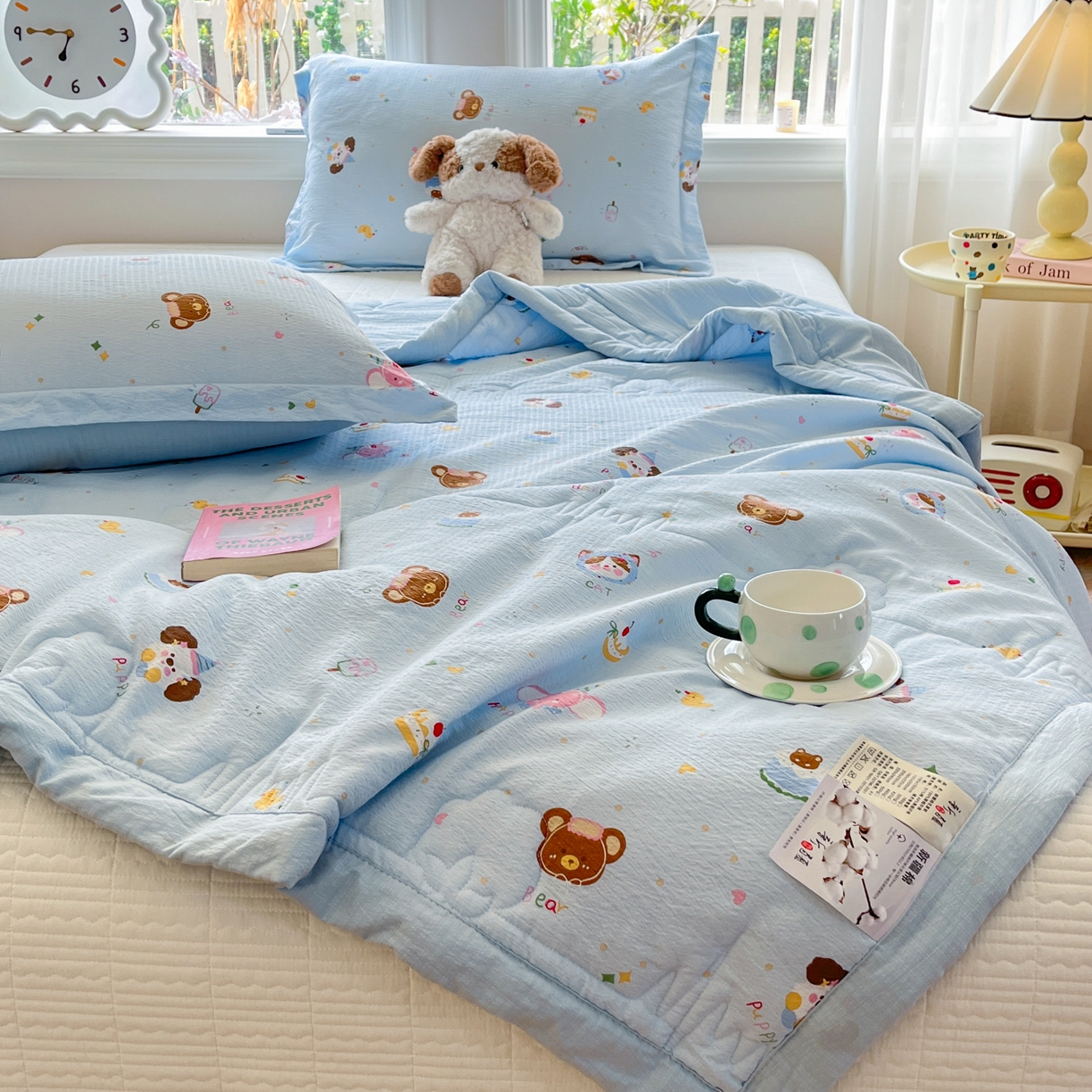 91家纺网 家纺一手货源 找家纺 优承佳生活馆 2026新款云感双层纱卡通小清新风格棉花夏被（提供买家秀） 面具舞会