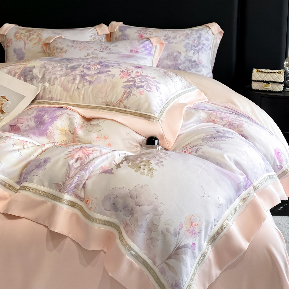 91家纺网 家纺一手货源 找家纺 博纳家纺 2026新款林间鹿语系列天丝四件套 早春-珍珠粉