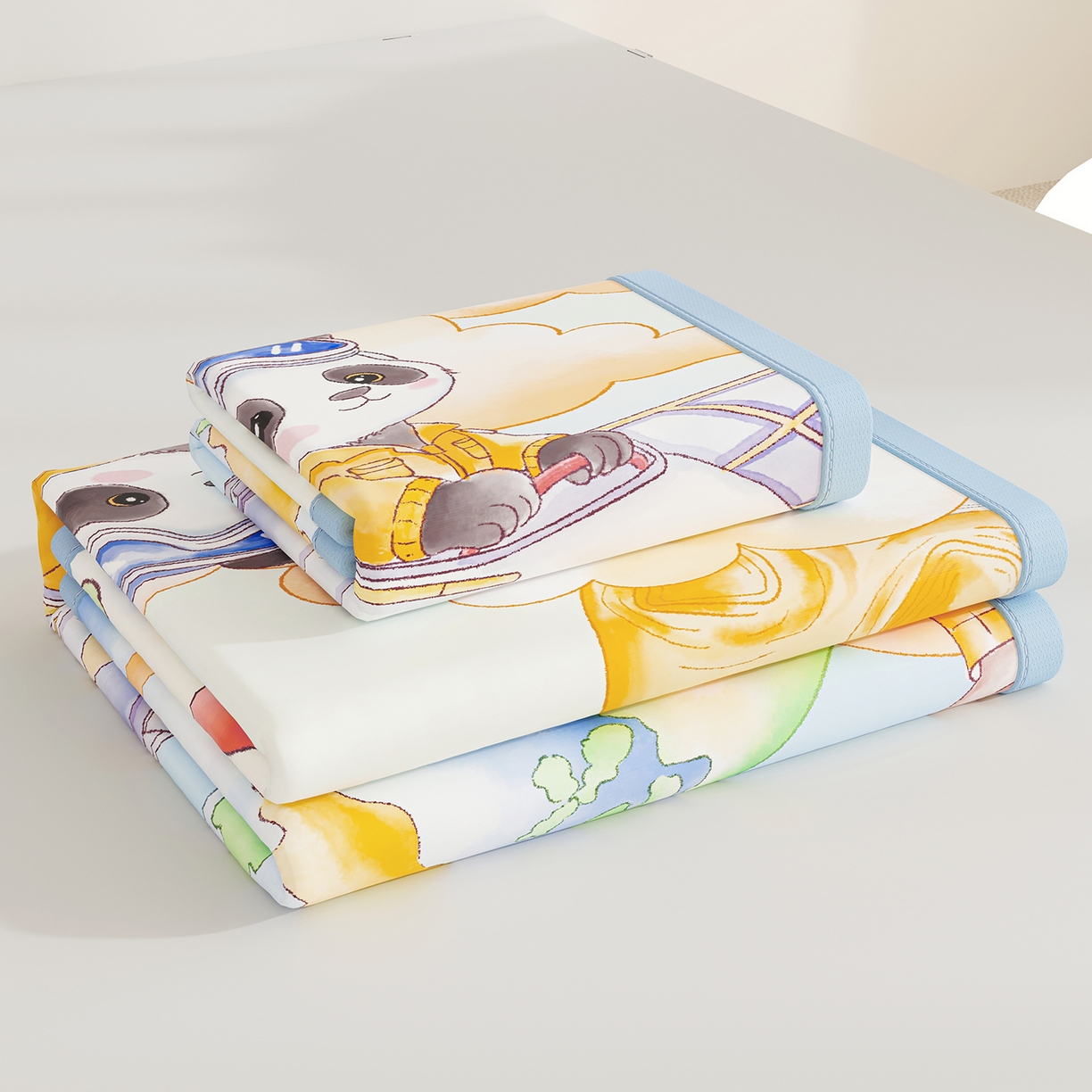 91家纺网 家纺一手货源 找家纺 家品罗兰 2026A类数码印花大版卡通冰丝凉席双人席可机洗学生宿舍空调软席三件套三明治网底 星际漫游