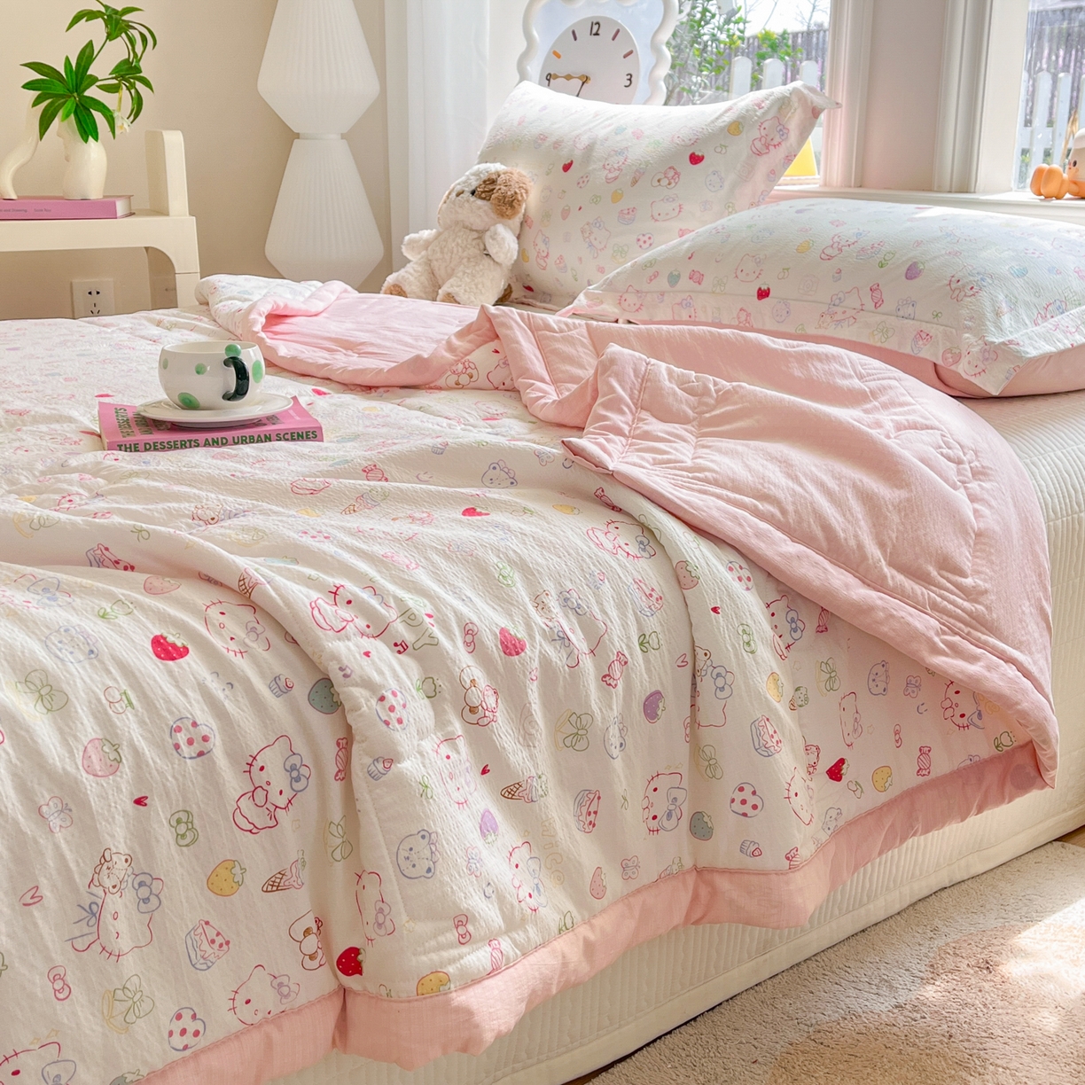 91家纺网 家纺一手货源 找家纺 优承佳生活馆 2026新款云感双层纱卡通小清新风格棉花夏被（提供买家秀） 日常猫猫