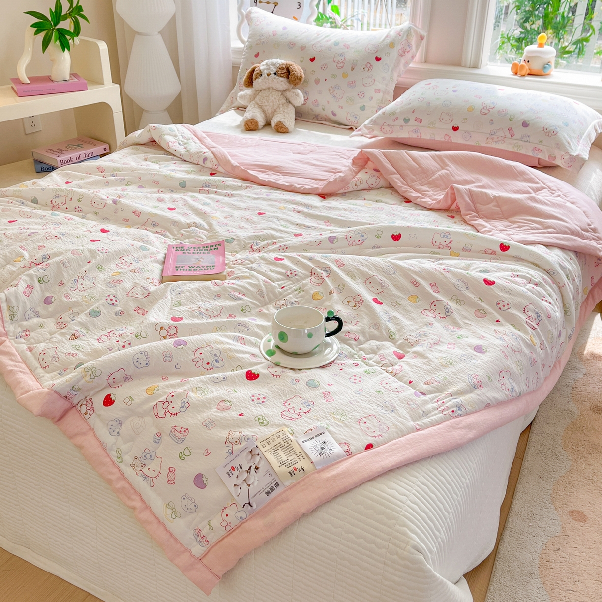 91家纺网 家纺一手货源 找家纺 优承佳生活馆 2026新款云感双层纱卡通小清新风格棉花夏被（提供买家秀） 日常猫猫