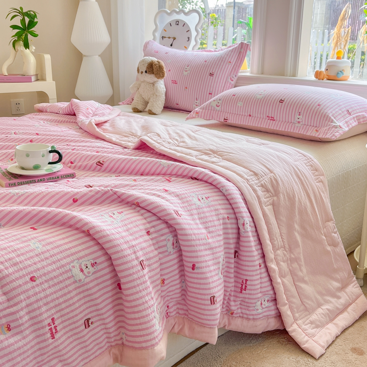 91家纺网 家纺一手货源 找家纺 优承佳生活馆 2026新款云感双层纱卡通小清新风格棉花夏被（提供买家秀） 甜点耶耶