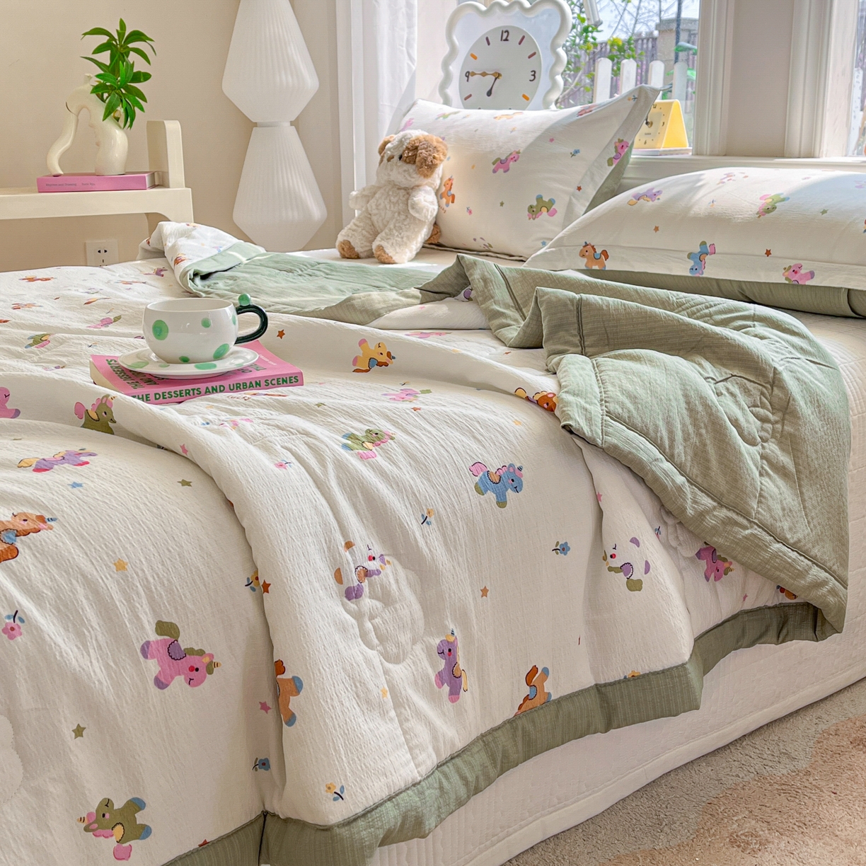 91家纺网 家纺一手货源 找家纺 优承佳生活馆 2026新款云感双层纱卡通小清新风格棉花夏被（提供买家秀） 童话小马