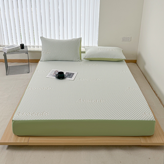 91家纺网 家纺一手货源 找家纺 （总）柏薇 2026新款A类三层纱夹棉床笠