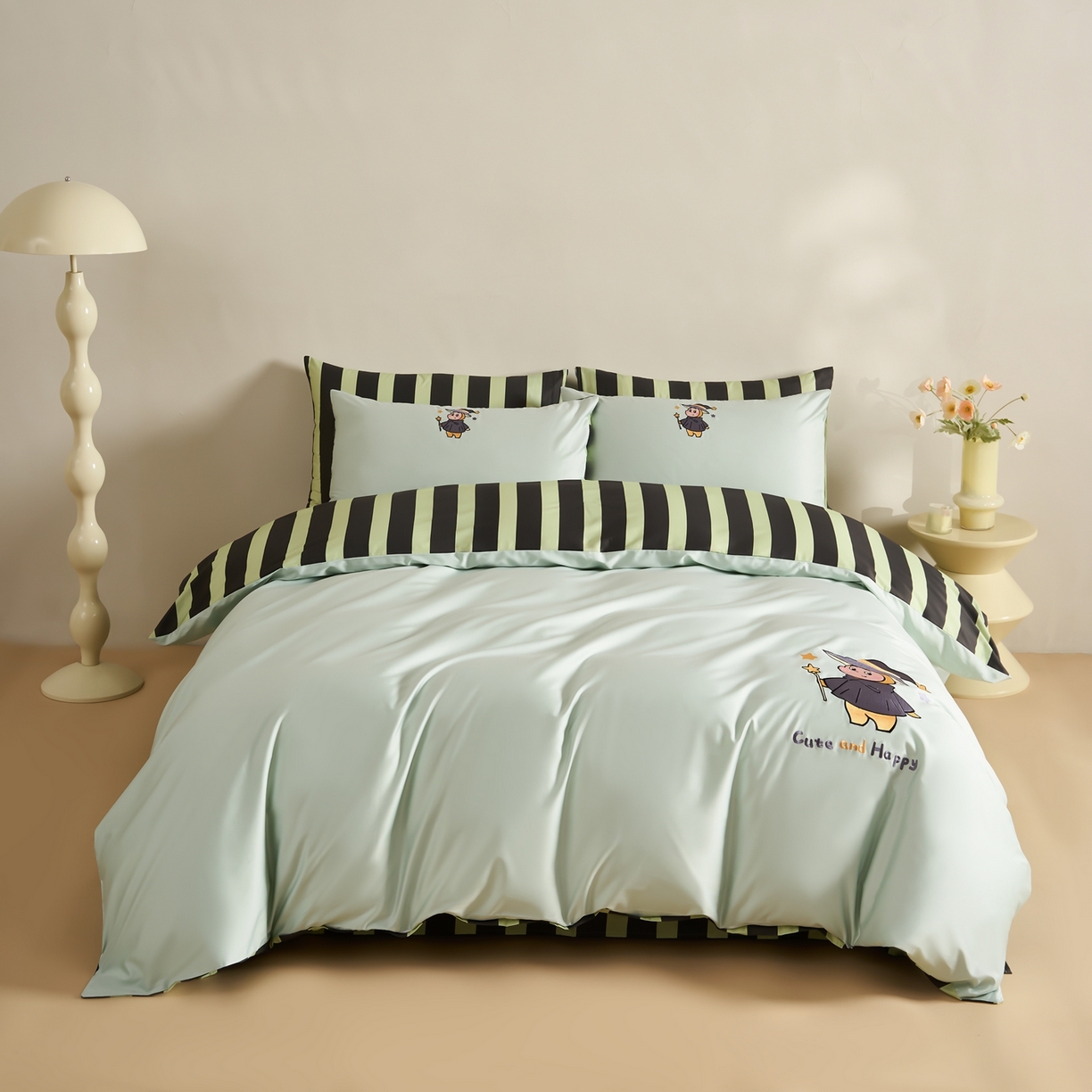 91家纺网 家纺一手货源 找家纺 慕尚家纺 2026春夏新款全棉纯棉50s贡缎绣花四件套 帽子星人绿