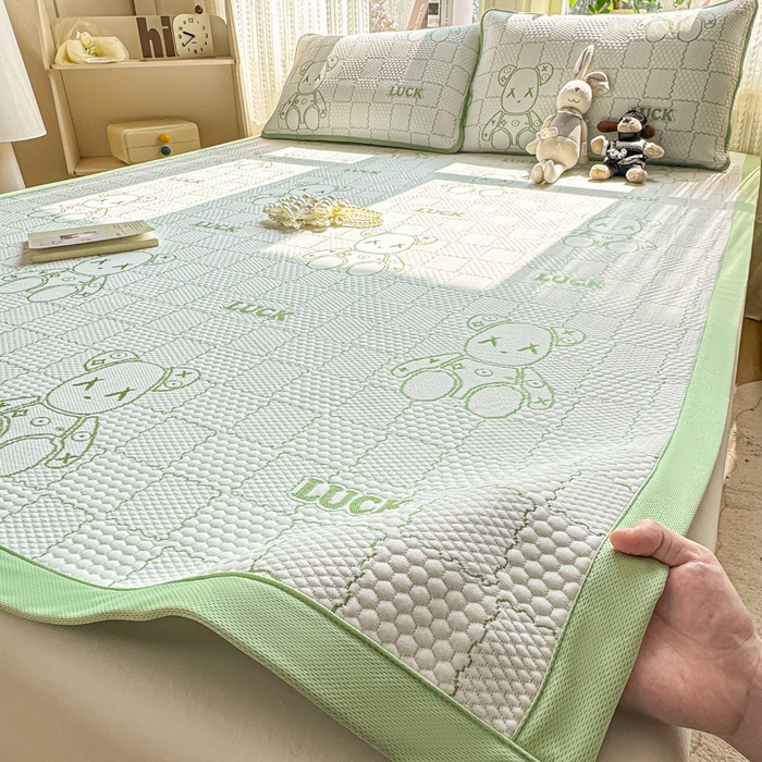 91家纺网 家纺一手货源 找家纺 爱屋及屋 2026新款冰豆豆提花凉席 草绿