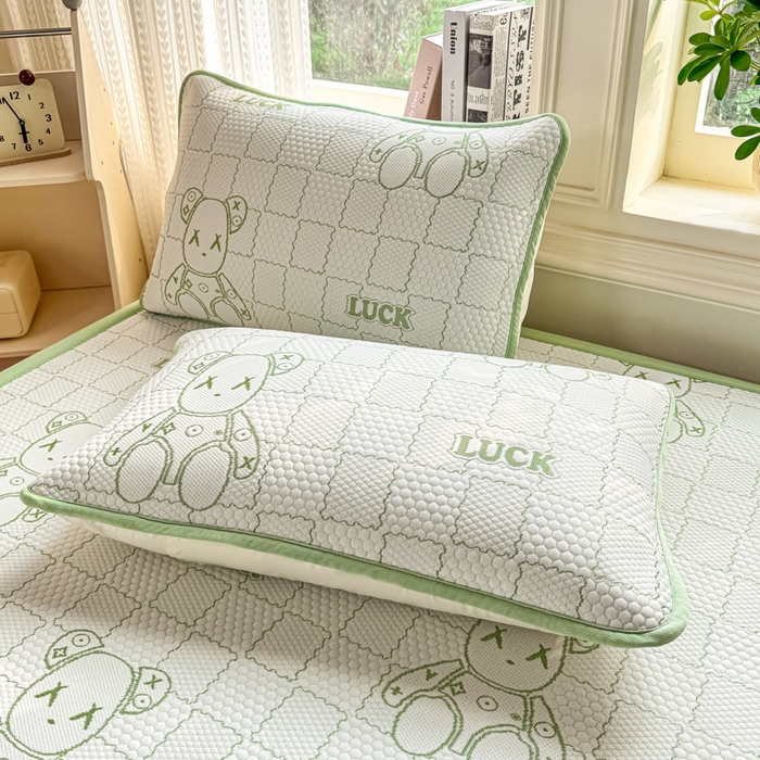 91家纺网 家纺一手货源 找家纺 爱屋及屋 2026新款冰豆豆提花凉席 草绿