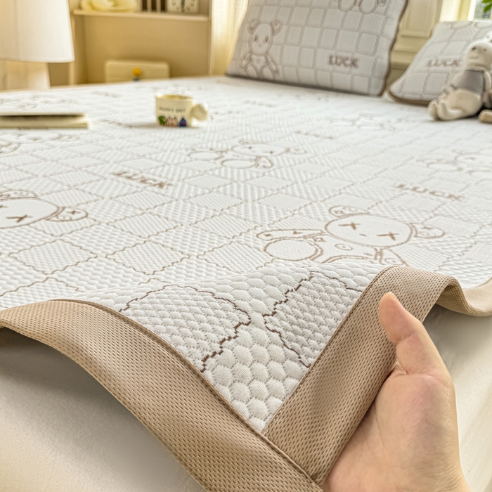 91家纺网 家纺一手货源 找家纺 爱屋及屋 2026新款冰豆豆提花凉席 卡其