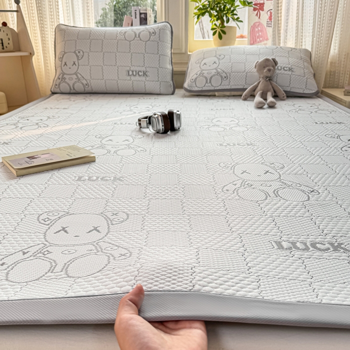 91家纺网 家纺一手货源 找家纺 爱屋及屋 2026新款冰豆豆提花凉席 浅灰