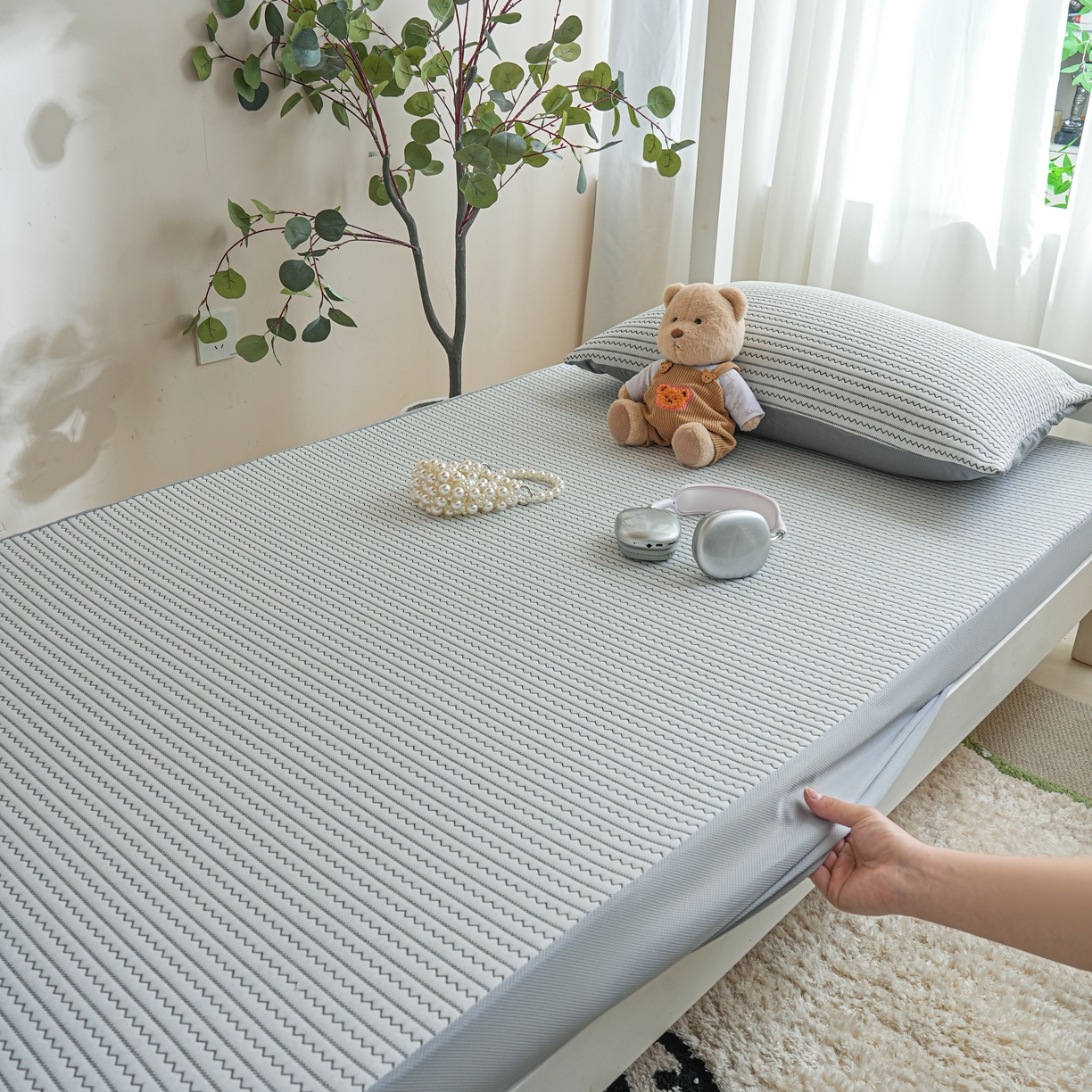 91家纺网 家纺一手货源 找家纺 柏薇 2026新款A类三层纱夹棉床笠 三层纱床笠-灵波