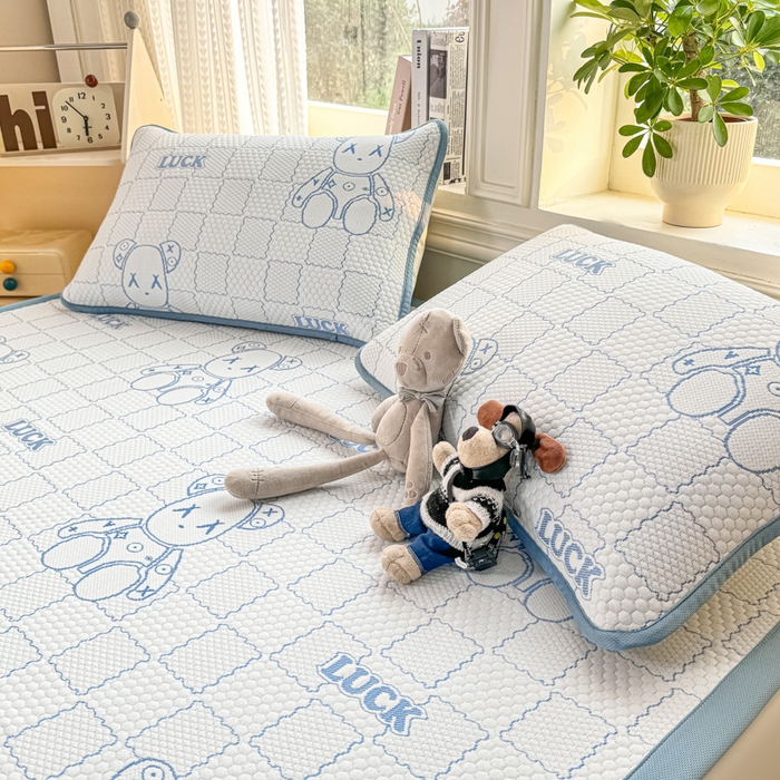 91家纺网 家纺一手货源 找家纺 爱屋及屋 2026新款冰豆豆提花凉席 天蓝