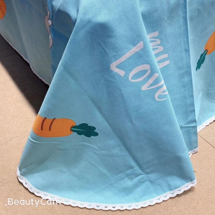 91家纺网 家纺一手货源 找家纺 仟网汇 2026新款老粗布蕾丝花边凉席席子三件套（无纺布手提包装） 胡萝卜蓝