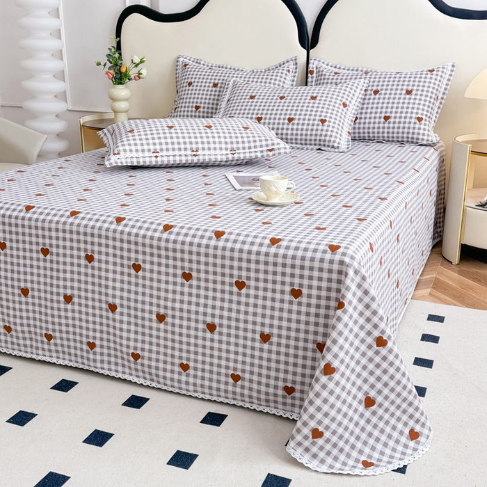 91家纺网 家纺一手货源 找家纺 仟网汇 2026新款老粗布蕾丝花边凉席席子三件套（无纺布手提包装） 格子爱心