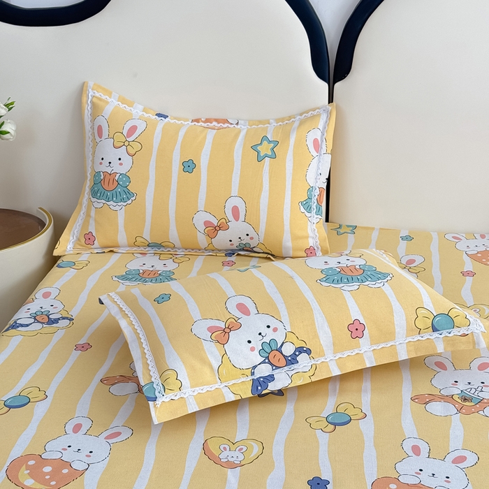 91家纺网 家纺一手货源 找家纺 仟网汇 2026新款老粗布蕾丝花边凉席席子三件套（无纺布手提包装） 橙心兔