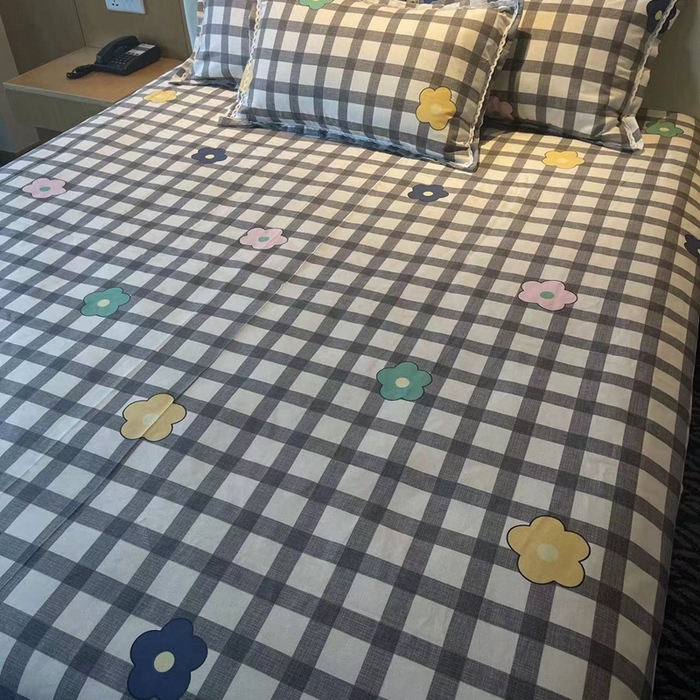 91家纺网 家纺一手货源 找家纺 仟网汇 2026新款老粗布蕾丝花边凉席席子三件套（无纺布手提包装） 幽香